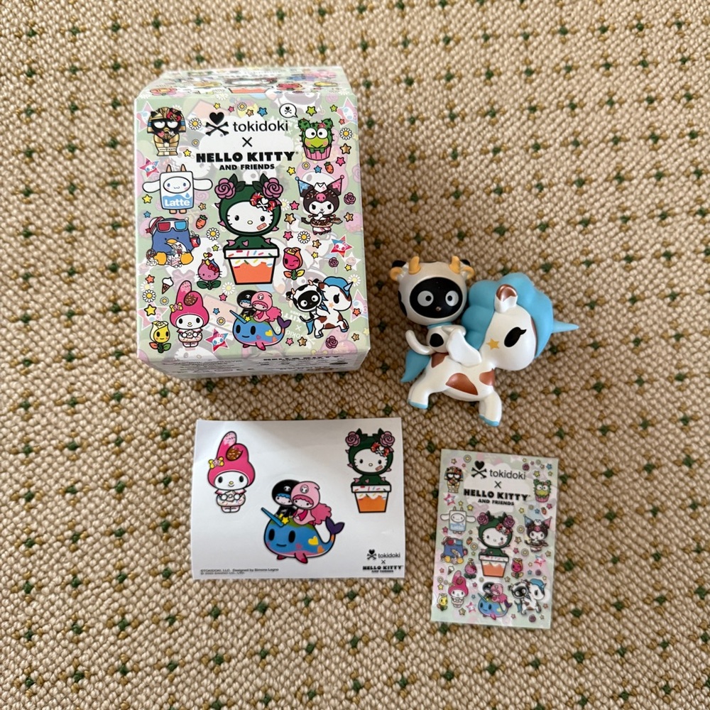 Tokidoki x Hello Kitty Colorful Character Figurine